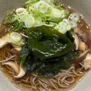 生わかめと椎茸の蕎麦